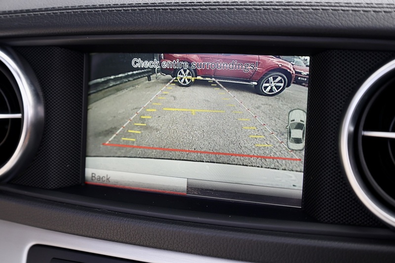 Mercedes-Benz SL 400 AMG Sport Panoramic Roof + AirScarf + Harmon Kardon Image 32