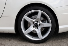 Mercedes-Benz SL 400 AMG Sport Panoramic Roof + AirScarf + Harmon Kardon - Thumb 40