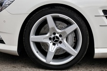 Mercedes-Benz SL 400 AMG Sport Panoramic Roof + AirScarf + Harmon Kardon - Thumb 41