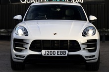 Porsche Macan Turbo 2 Former Keepers + Pano Roof + Air Suspension + Digital TV - Thumb 3