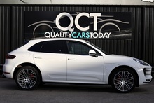 Porsche Macan Turbo 2 Former Keepers + Pano Roof + Air Suspension + Digital TV - Thumb 5