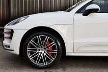 Porsche Macan Turbo 2 Former Keepers + Pano Roof + Air Suspension + Digital TV - Thumb 39