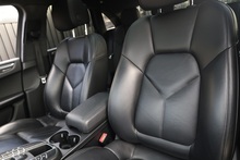 Porsche Macan Turbo 2 Former Keepers + Pano Roof + Air Suspension + Digital TV - Thumb 19