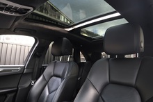 Porsche Macan Turbo 2 Former Keepers + Pano Roof + Air Suspension + Digital TV - Thumb 20