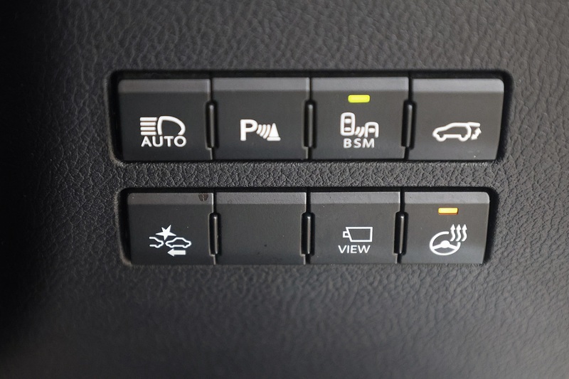 Lexus NX300h Premier Full Lexus Main Dealer + Lexus Warranty + Pano Roof Image 21