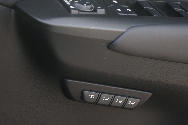 Lexus NX300h Premier Full Lexus Main Dealer + Lexus Warranty + Pano Roof Image 22