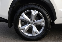 Lexus NX300h Premier Full Lexus Main Dealer + Lexus Warranty + Pano Roof - Thumb 43