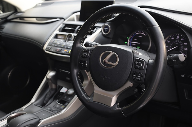 Lexus NX300h Premier Full Lexus Main Dealer + Lexus Warranty + Pano Roof Image 34