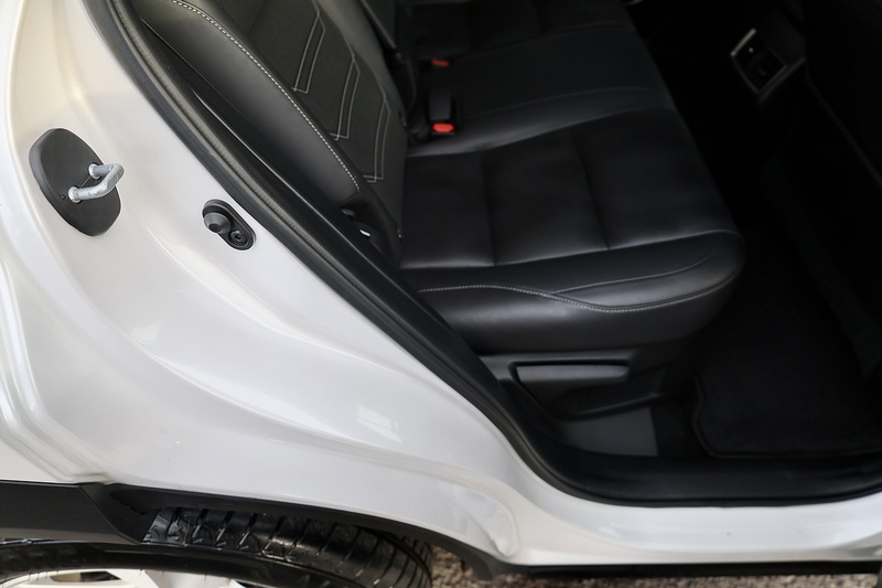 Lexus NX300h Premier Full Lexus Main Dealer + Lexus Warranty + Pano Roof Image 35