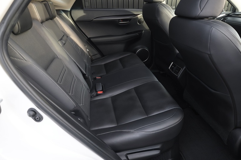 Lexus NX300h Premier Full Lexus Main Dealer + Lexus Warranty + Pano Roof Image 36