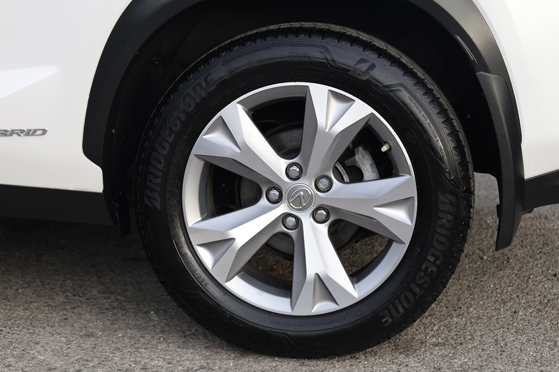 Lexus NX300h Premier Full Lexus Main Dealer + Lexus Warranty + Pano Roof Image 44