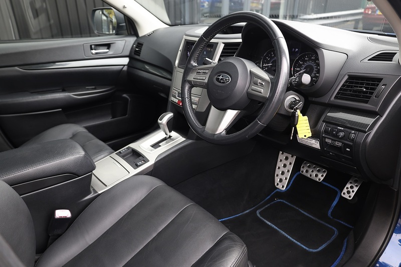 Subaru Legacy Estate 2 Former Keepers + Subaru Main Dealer History + Sunroof + Heated Leather Image 10