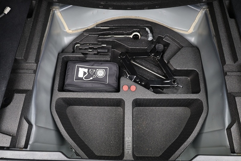 Subaru Legacy Estate 2 Former Keepers + Subaru Main Dealer History + Sunroof + Heated Leather Image 26