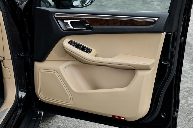 Porsche Macan S 1 Lady Owner + Full Service History + Rare Spec Image 13