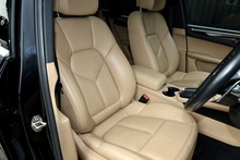 Porsche Macan S 1 Lady Owner + Full Service History + Rare Spec - Thumb 15