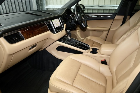 1 Lady Owner + Full Service History + Rare Spec