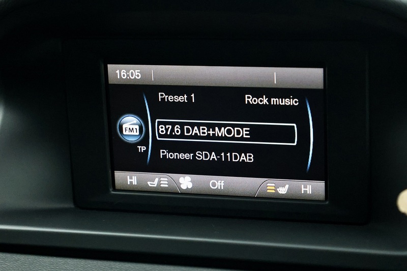 Volvo XC70 D3 AWD Full Volvo Main Dealer History inc.Cambelt Image 14