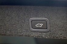 Volvo XC70 D3 AWD Full Volvo Main Dealer History inc.Cambelt - Thumb 29