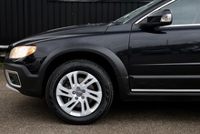 Volvo XC70 D3 AWD Full Volvo Main Dealer History inc.Cambelt - Thumb 32