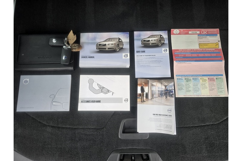 Volvo XC70 D3 AWD Full Volvo Main Dealer History inc.Cambelt Image 39