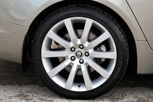 Jaguar XF Premium Luxury Full Service History + Exceptional Condition - Thumb 48