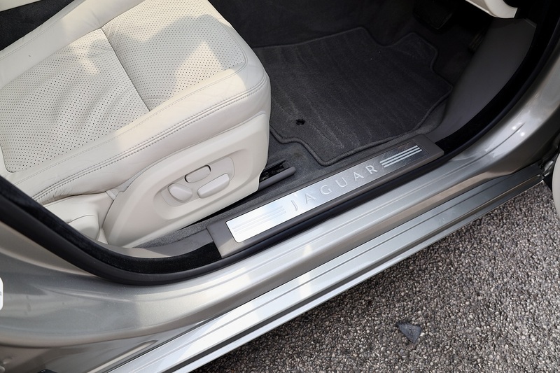 Jaguar XF Premium Luxury Full Service History + Exceptional Condition Image 32