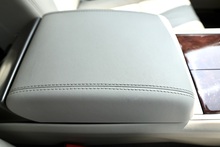 Jaguar XF Premium Luxury Full Service History + Exceptional Condition - Thumb 51