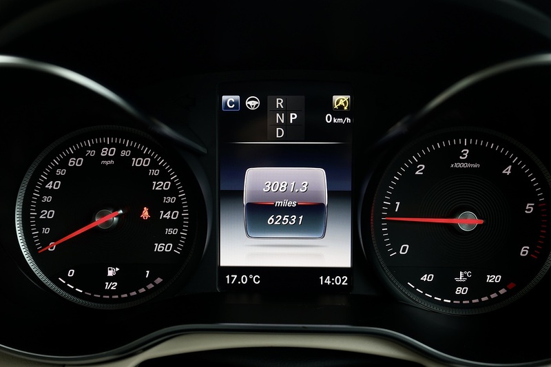 Mercedes-Benz GLC 250d Sport 1 Owner + 4Matic + Premium Plus Pack + Driving Assistance Pack Image 34