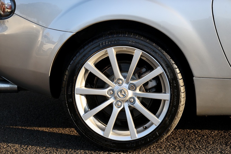 Mazda MX-5 Sport 1 Former Keeper + 17 Services + Heated Leather Image 28