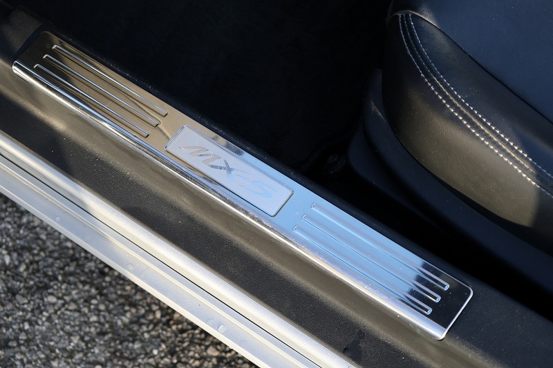 Mazda MX-5 Sport 1 Former Keeper + 17 Services + Heated Leather Image 33