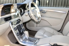 Volvo XC70 D5 SE AWD 2 Former Keepers + Full Main Dealer History - Thumb 5