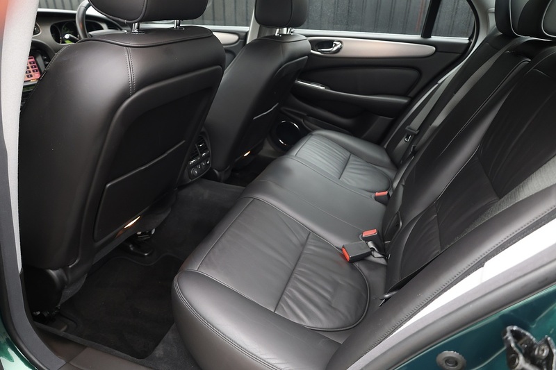 Jaguar XJ 3.0 V6 Sovereign X358 + UK Supplied + Rare Specification Image 13