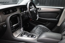 Jaguar XJ 3.0 V6 Sovereign X358 + UK Supplied + Rare Specification - Thumb 8
