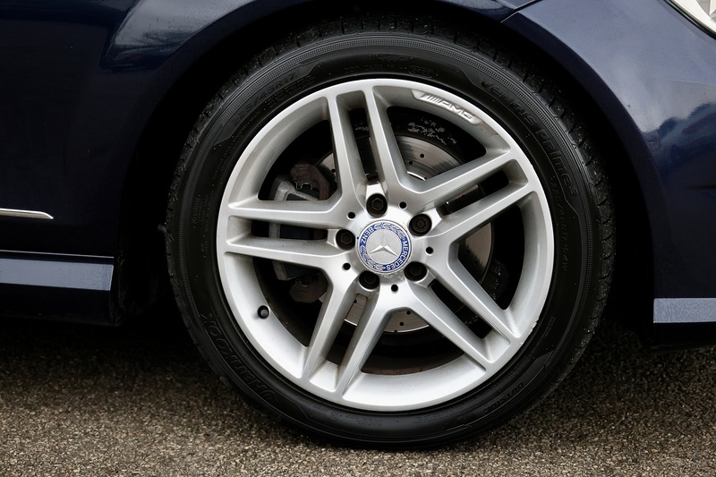 Mercedes-Benz C220 CDI AMG Sport Full Service History + 12 Services + Heated Seats + Sat Nav Image 32