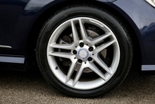 Mercedes-Benz C220 CDI AMG Sport Full Service History + 12 Services + Heated Seats + Sat Nav - Thumb 32