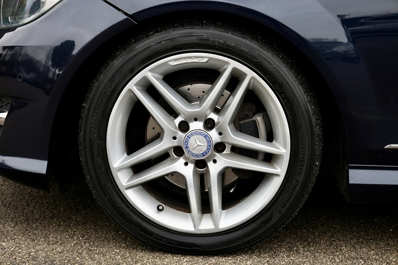 Mercedes-Benz C220 CDI AMG Sport Full Service History + 12 Services + Heated Seats + Sat Nav Image 33