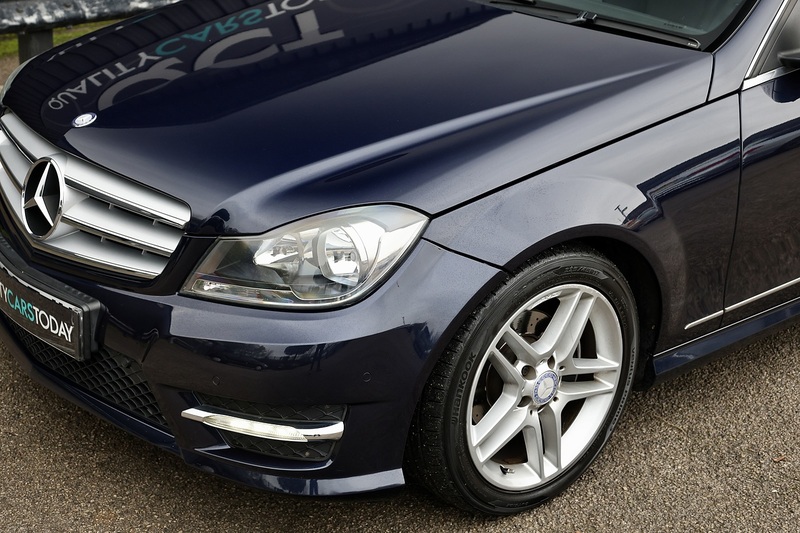 Mercedes-Benz C220 CDI AMG Sport Full Service History + 12 Services + Heated Seats + Sat Nav Image 23
