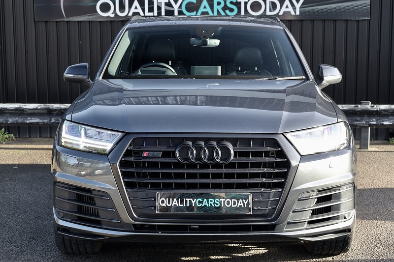 Audi SQ7 V8 TDI Panoramic Roof + Black Styling Pack + Technology Pack Image 3