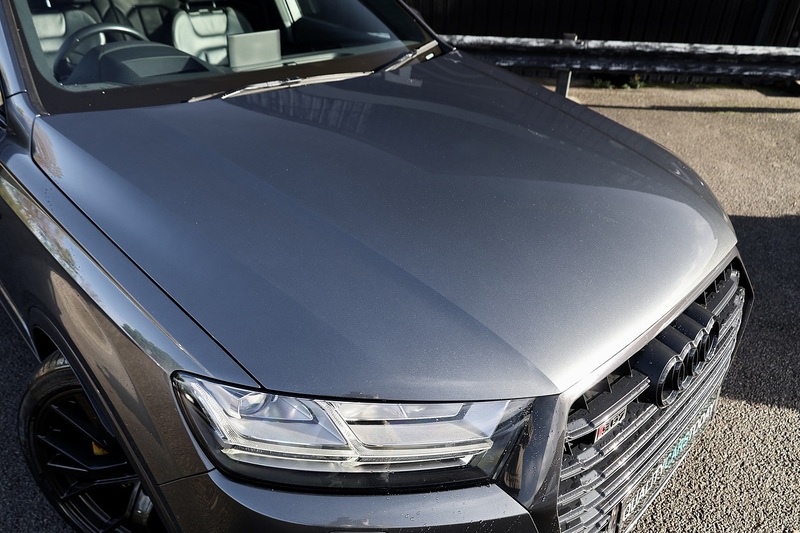 Audi SQ7 V8 TDI Panoramic Roof + Black Styling Pack + Technology Pack Image 17