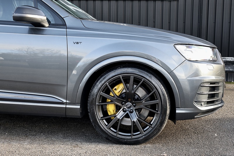 Audi SQ7 V8 TDI Panoramic Roof + Black Styling Pack + Technology Pack Image 20