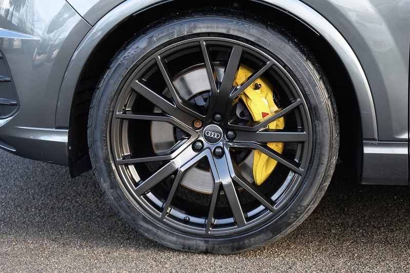 Audi SQ7 V8 TDI Panoramic Roof + Black Styling Pack + Technology Pack Image 33