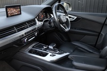 Audi SQ7 V8 TDI Panoramic Roof + Black Styling Pack + Technology Pack - Thumb 10