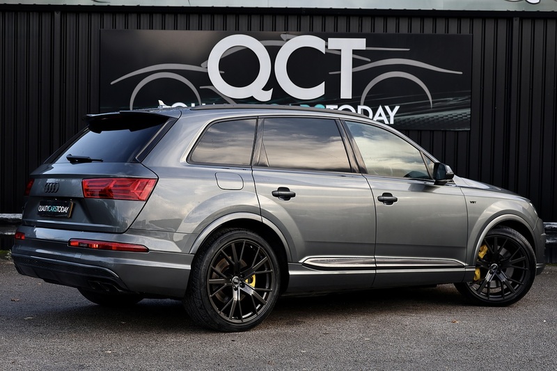 Audi SQ7 V8 TDI Panoramic Roof + Black Styling Pack + Technology Pack Image 13