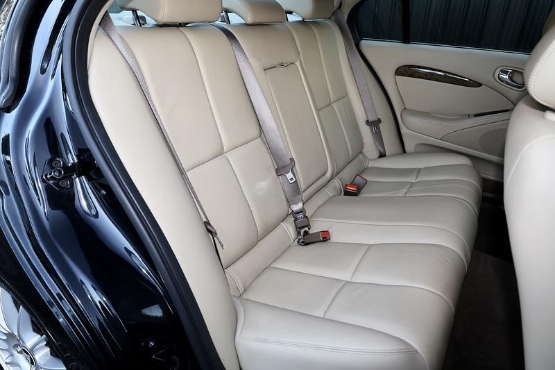 Jaguar S-Type Diesel 3 Former Keepers + Cambelt Changed Image 17