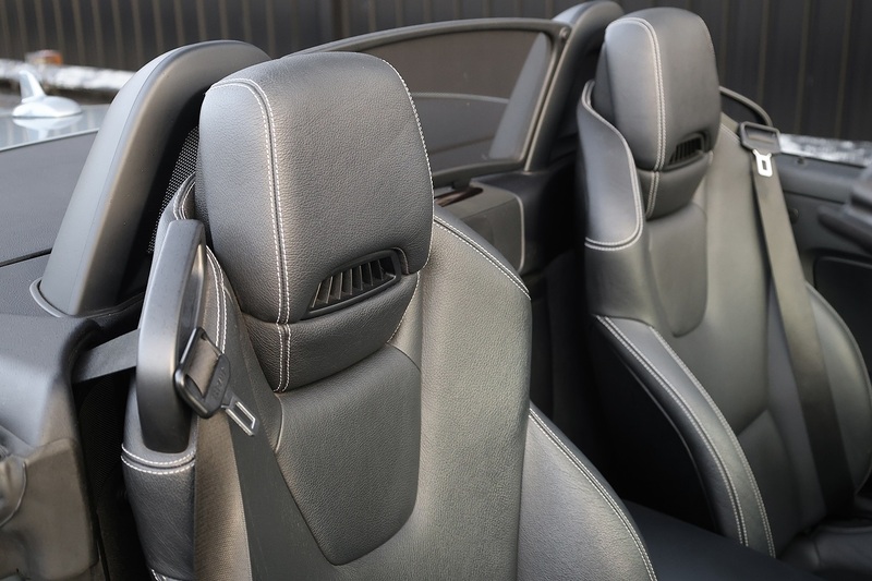 Mercedes-Benz SLK 200 3 Former Keepers + Heated Leather + Air Scarf Image 11