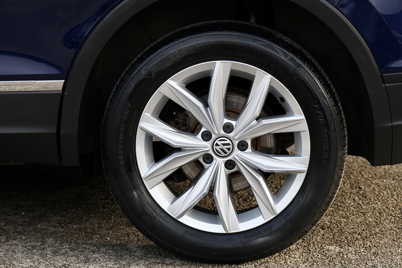 Volkswagen Tiguan TDI SE Nav 1 Former Keeper + Cambelt Change + Sat Nav Image 33