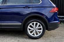 Volkswagen Tiguan TDI SE Nav 1 Former Keeper + Cambelt Change + Sat Nav - Thumb 28