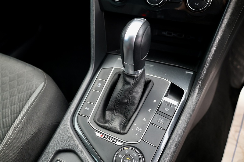 Volkswagen Tiguan TDI SE Nav 1 Former Keeper + Cambelt Change + Sat Nav Image 36