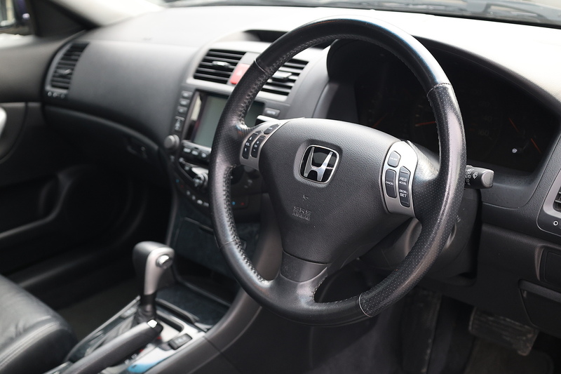 Honda Accord 2.4 Vtec Executibe Honda Plus 1 Owner + Sunroof + Heated Leather + Sat Nav Image 7