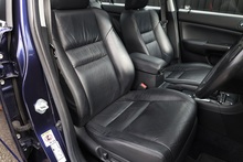 Honda Accord 2.4 Vtec Executibe Honda Plus 1 Owner + Sunroof + Heated Leather + Sat Nav - Thumb 12